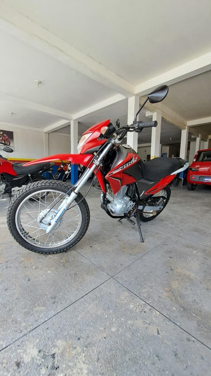 HONDA BROS 150 ES FRENTE ESQUERDA